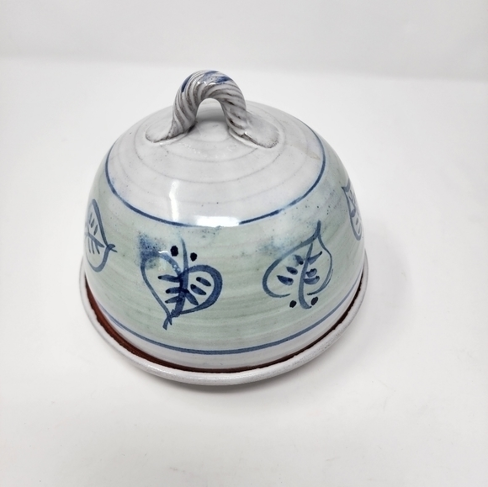 Blue Leaf Hand Crafted Covered Pottery Dish‎